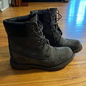 Timberland hidden heel boots
